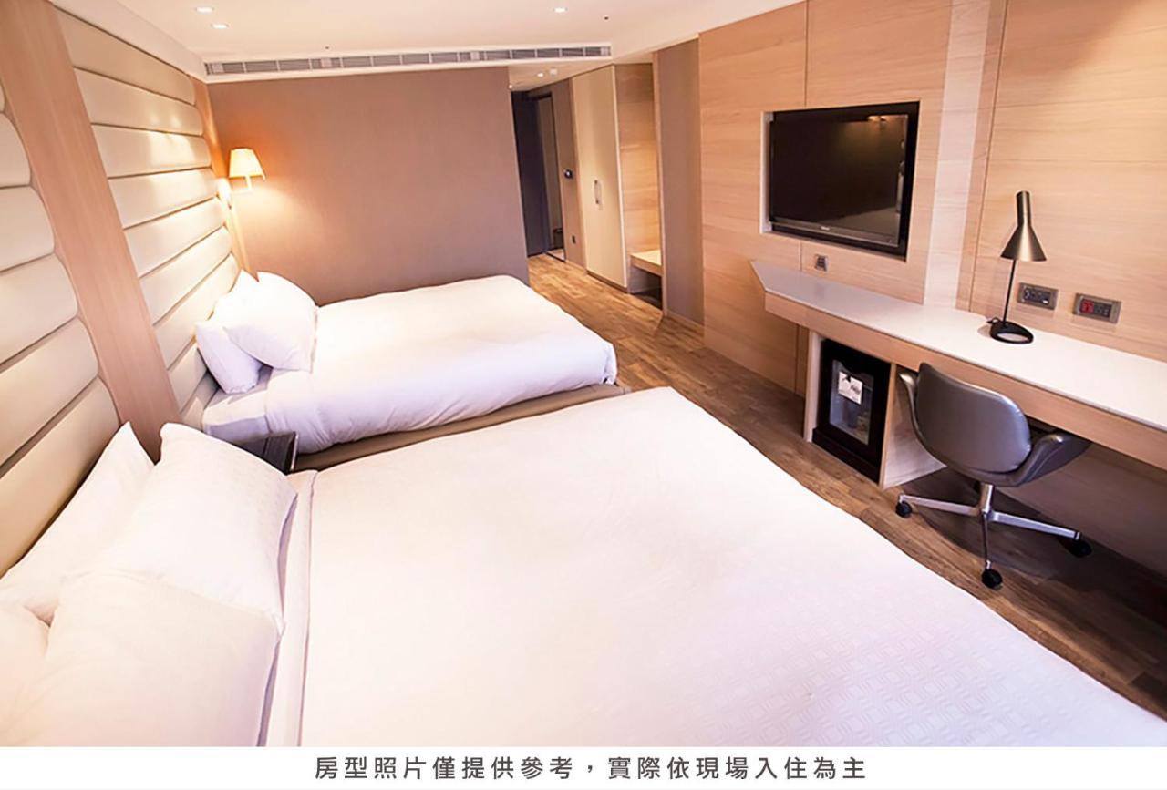 Royal Group Hotel Minghua Branch Kaohsiung Bagian luar foto