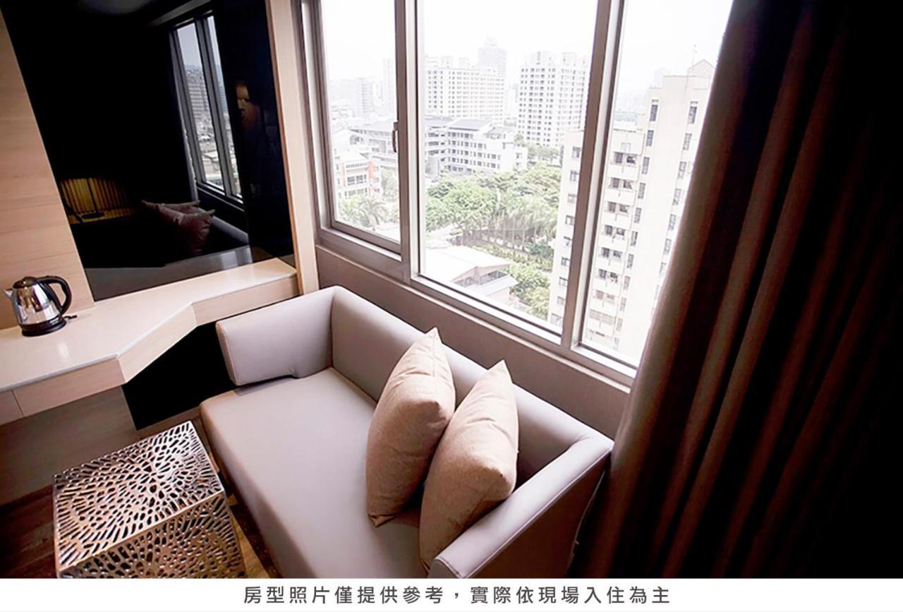 Royal Group Hotel Minghua Branch Kaohsiung Bagian luar foto