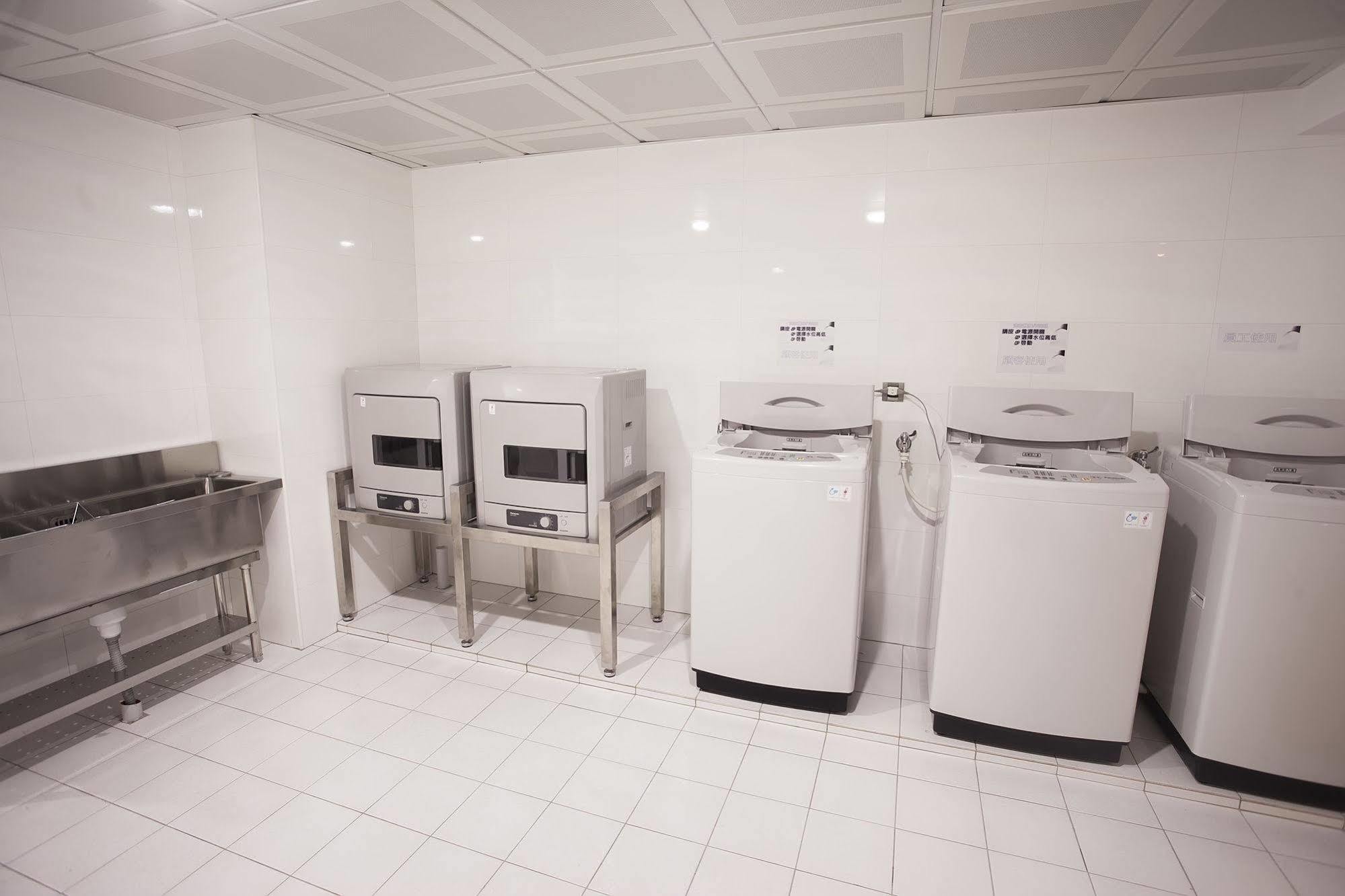 Royal Group Hotel Minghua Branch Kaohsiung Bagian luar foto